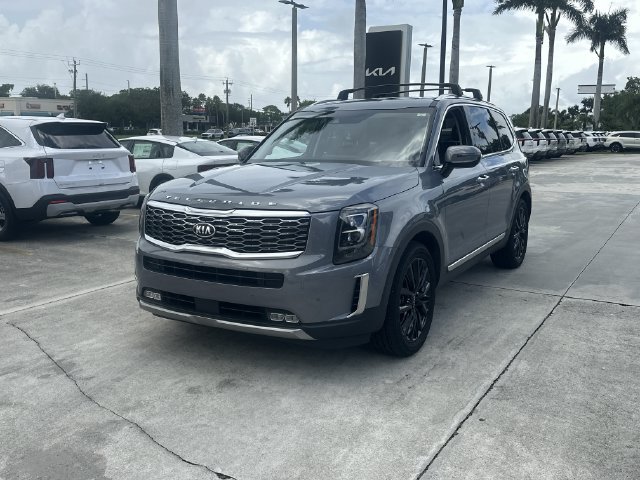 Used 2020 Kia Telluride SX w/ SX Prestige Package AWD/4WD image 2