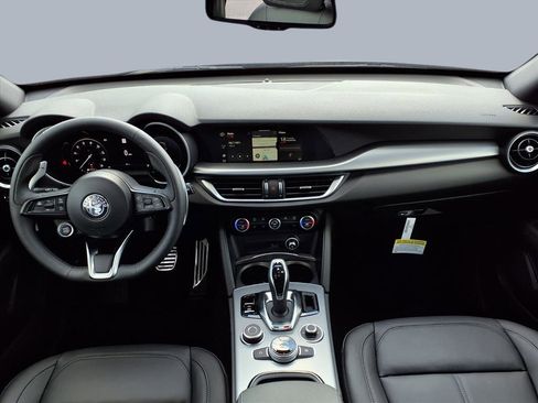 New 2025 Alfa Romeo Stelvio Sprint image 11