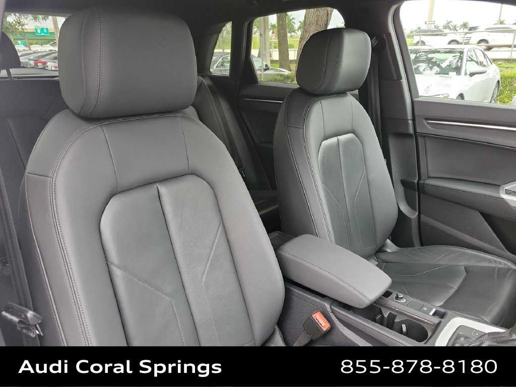 Certified 2024 Audi Q3 2.0T Premium w/ Convenience Package AWD/4WD image 22