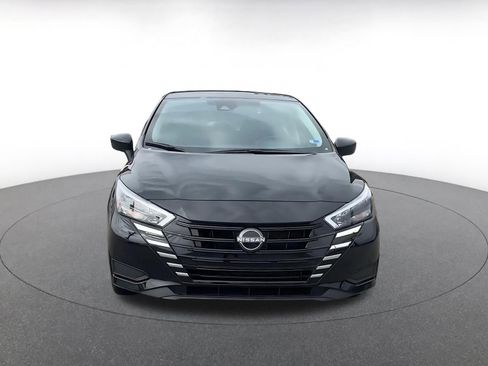 Used 2025 Nissan Versa SV w/ Trunk Package image 4