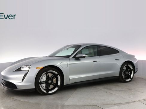 Used 2020 Porsche Taycan 4S image 15