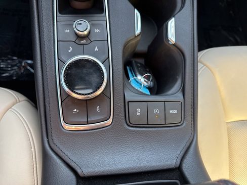 Used 2019 Cadillac XT4 Sport image 25