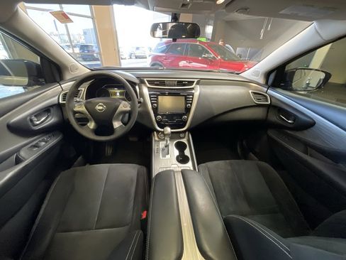 Used 2016 Nissan Murano SV w/ Premium Package image 8