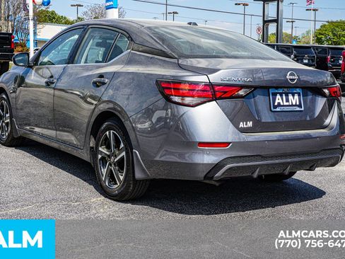 Used 2025 Nissan Sentra SV w/ All-Weather Package image 8