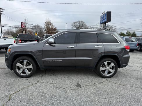 Used 2015 Jeep Grand Cherokee Limited w/ Trailer Tow Group IV image 4