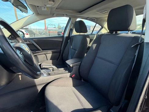 Used 2010 MAZDA MAZDA3 i Touring image 14