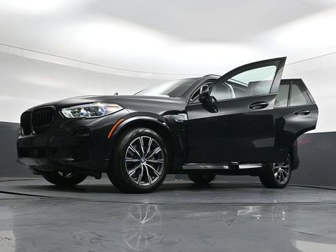 Used 2022 BMW X5 xDrive45e w/ M Sport Package AWD/4WD image 45