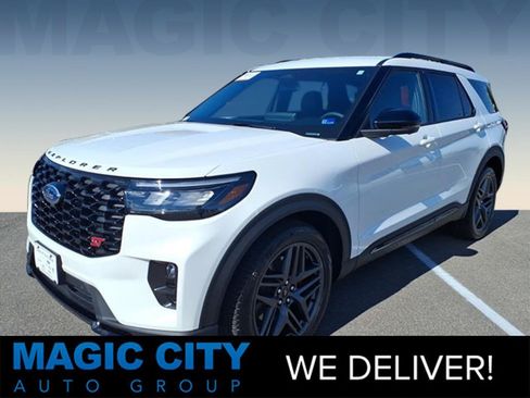 Certified 2025 Ford Explorer ST AWD/4WD image 1