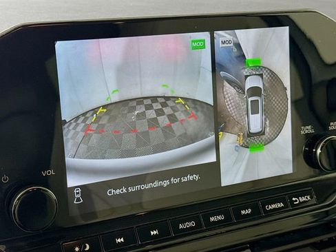 Certified 2023 Nissan Pathfinder SL image 16