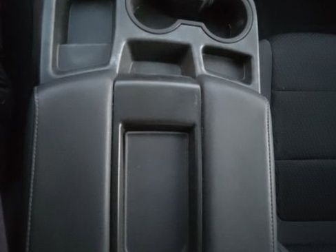 Used 2021 Chevrolet Silverado 1500 Custom image 18