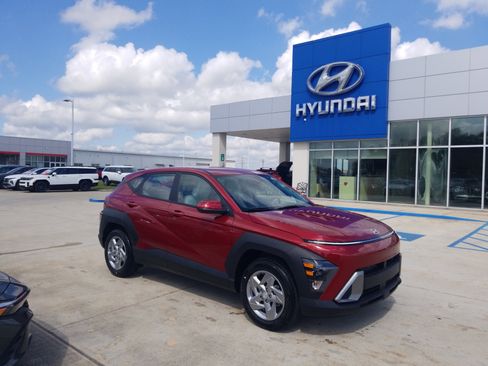 New 2026 Hyundai Kona SE FWD image 1