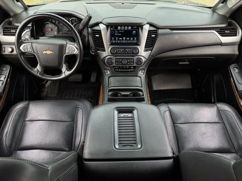 Used 2019 Chevrolet Tahoe Premier w/ RST Edition image 11