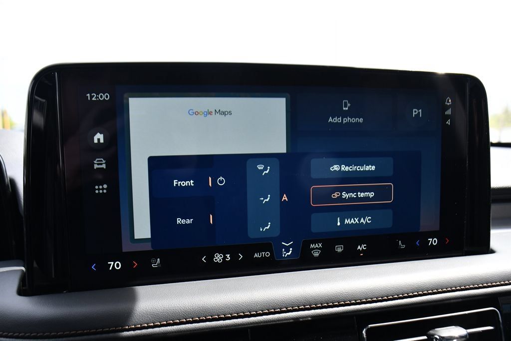 Used 2026 Lincoln Aviator AWD image 32