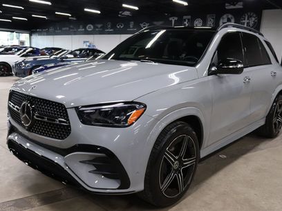 Used 2025 Mercedes-Benz GLE 450e 4MATIC w/ AMG Line Exterior