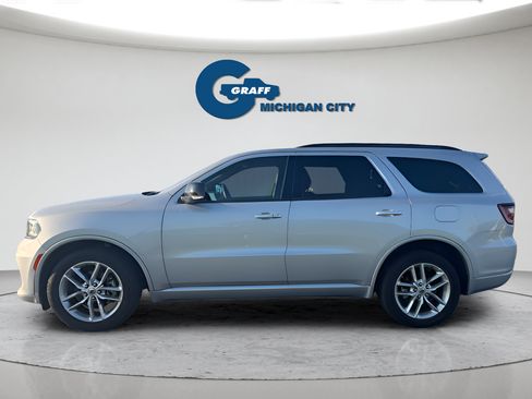 Used 2024 Dodge Durango GT AWD/4WD image 2