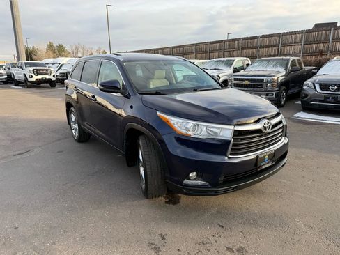 Used 2015 Toyota Highlander Limited image 12