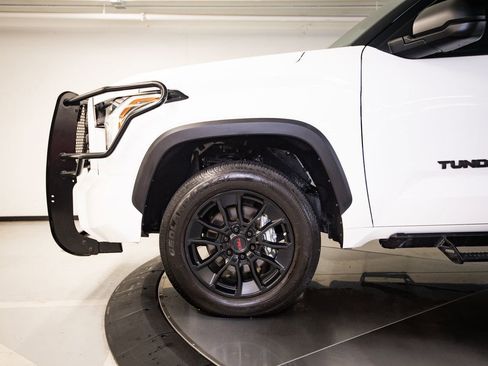 Used 2023 Toyota Tundra SR5 AWD/4WD image 11
