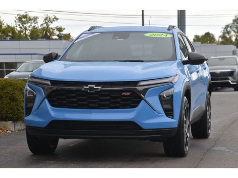 Used 2024 Chevrolet Trax RS w/ Driver Confidence Package image 9