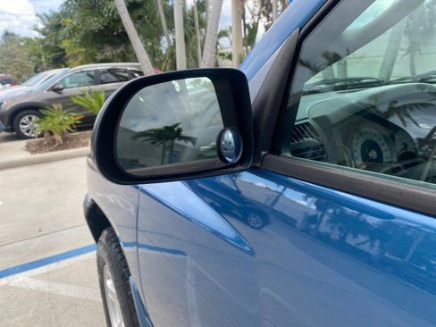 Used 2005 Dodge Dakota SLT image 40