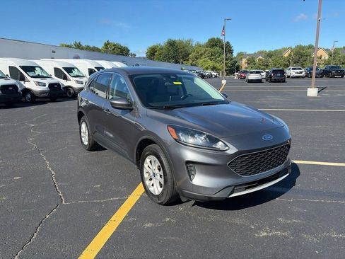 Used 2021 Ford Escape SE AWD/4WD image 3
