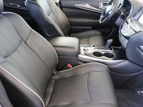Used 2018 INFINITI QX60 Luxe image 40