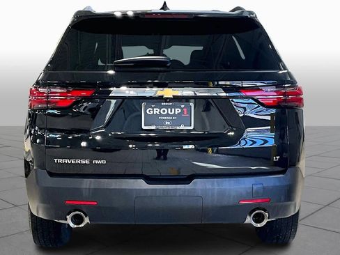 Used 2023 Chevrolet Traverse LT image 5
