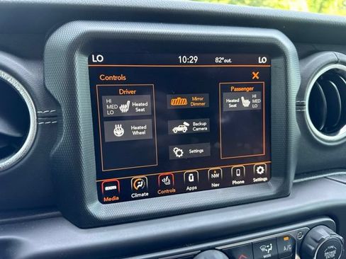 Used 2022 Jeep Wrangler Unlimited Rubicon 4xe w/ Cold Weather Group AWD/4WD image 21