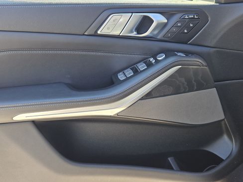 Used 2020 BMW X7 xDrive40i w/ Premium Package image 25