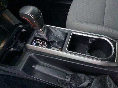 Used 2023 Toyota Tacoma SR5 RWD image 28