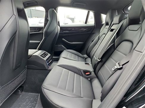 New 2026 Porsche Panamera GTS image 13