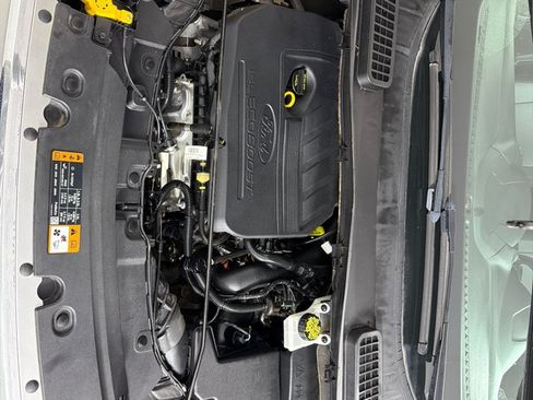 Used 2017 Ford Escape SE FWD image 23