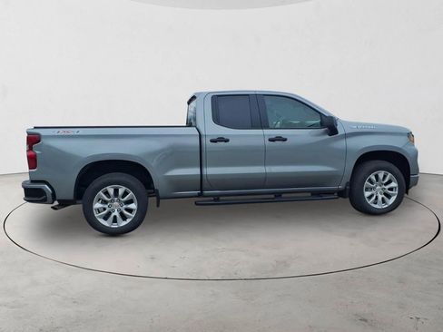 New 2026 Chevrolet Silverado 1500 Custom image 4