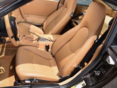Used 2011 Porsche 911 Carrera S RWD image 5