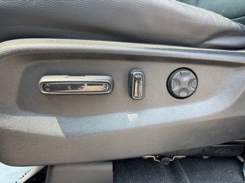 Used 2023 Honda Odyssey Touring image 19
