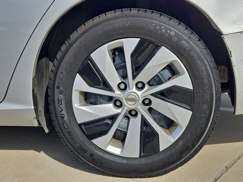 Used 2019 Nissan Altima 2.5 S image 12