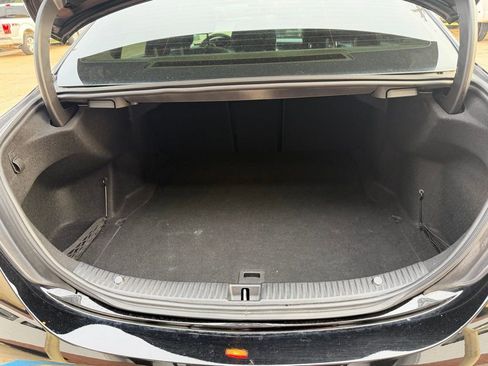 Used 2016 Mercedes-Benz C 300 Sedan image 7