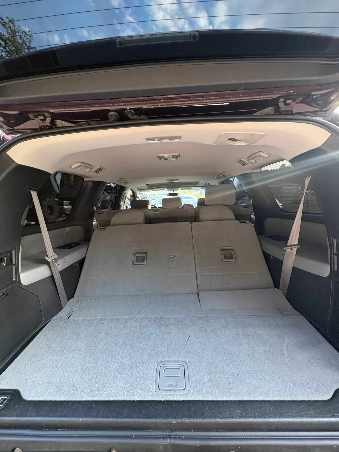 Used 2016 Toyota Sequoia SR5 AWD/4WD image 17