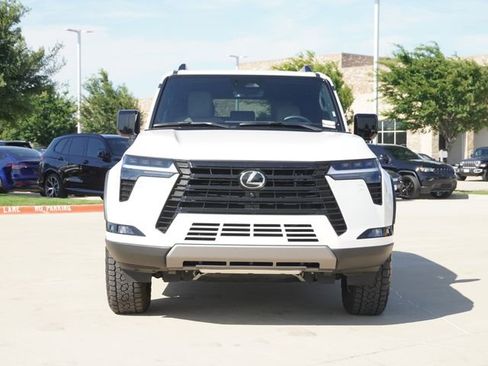 Used 2025 Lexus GX 550 AWD/4WD image 2