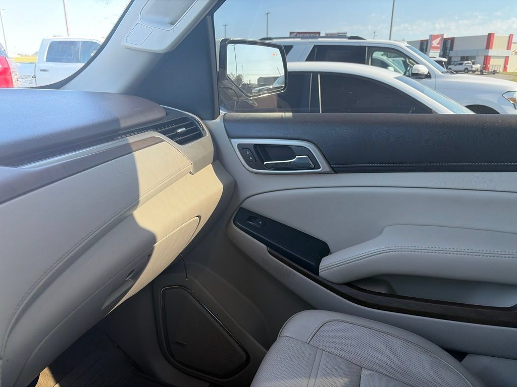 Used 2018 GMC Yukon XL Denali w/ Denali Ultimate Package AWD/4WD image 25