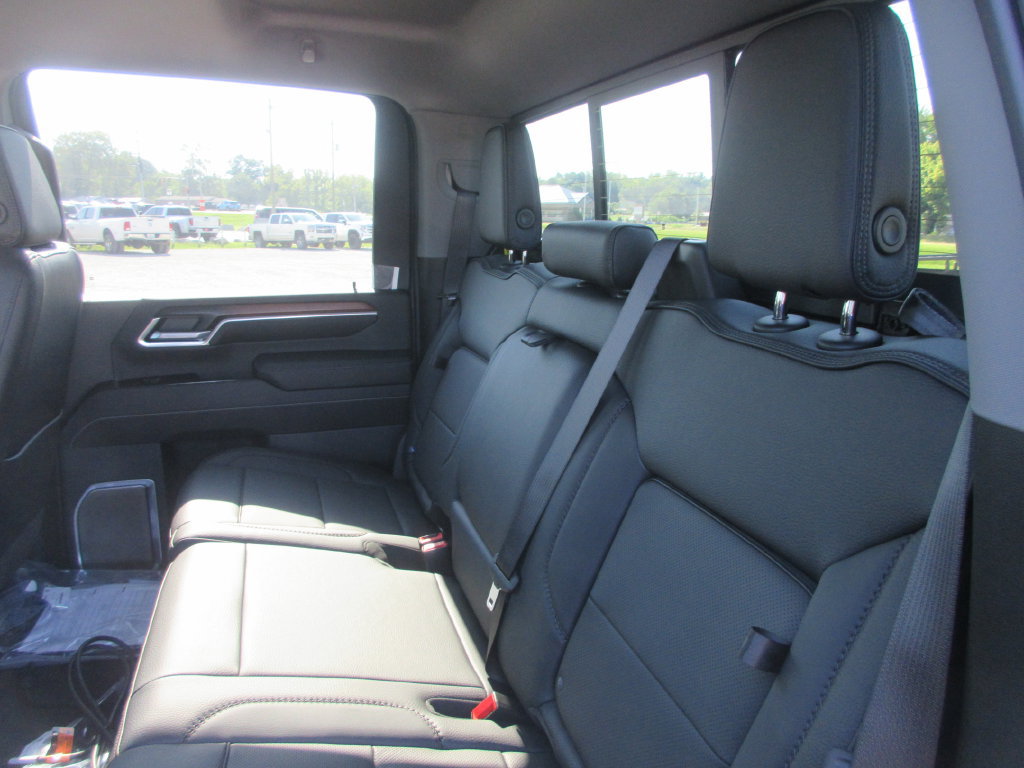 New 2026 GMC Sierra 3500 Denali w/ Denali Reserve Package AWD/4WD image 13
