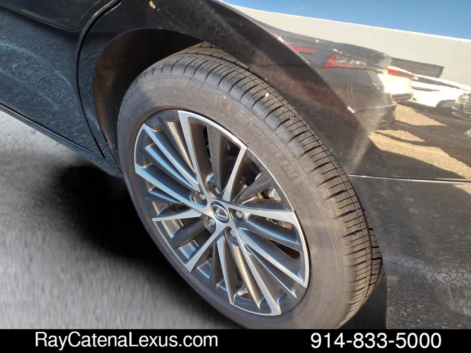 Certified 2024 Lexus ES 250 w/ Premium Package AWD/4WD image 5