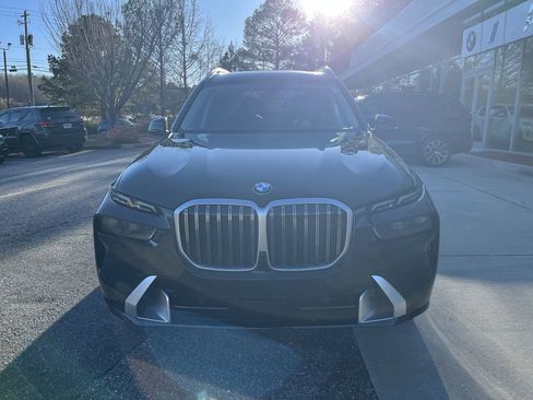 Certified 2024 BMW X7 xDrive40i image 3
