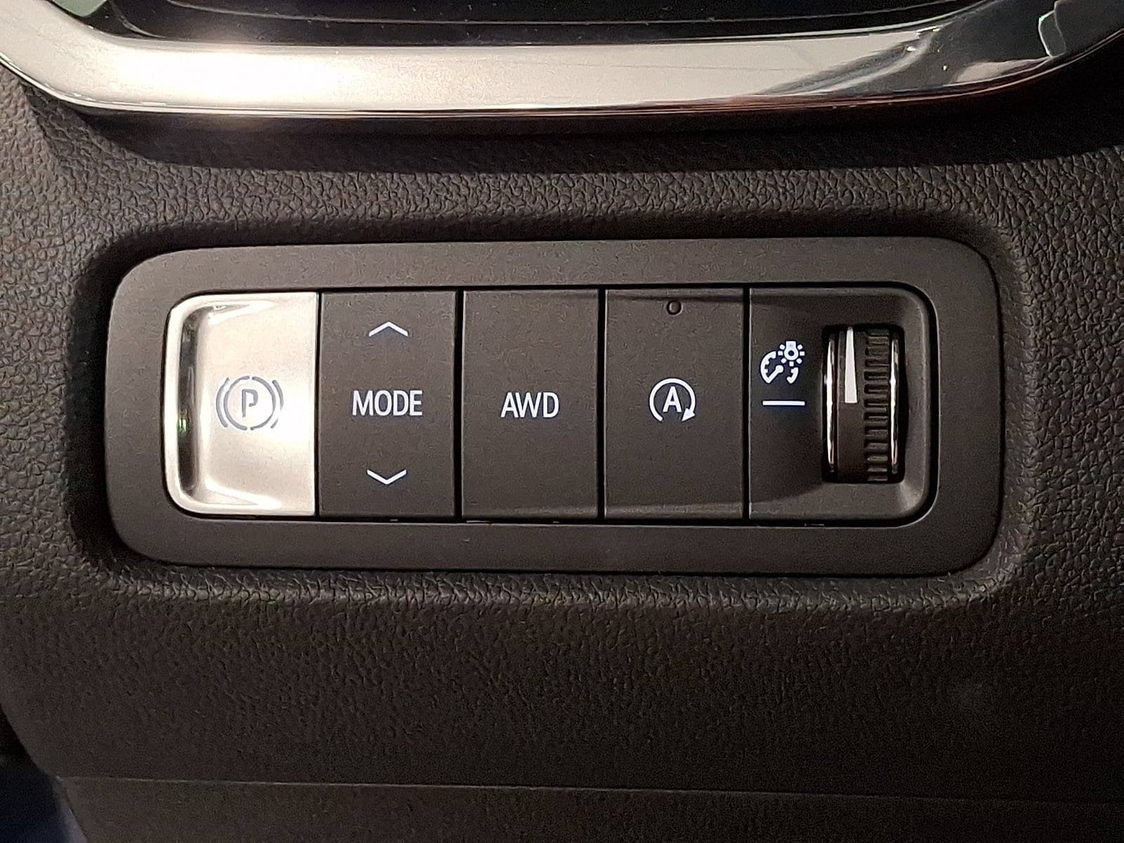 Certified 2026 GMC Acadia Denali w/ Super Cruise Package AWD/4WD image 24