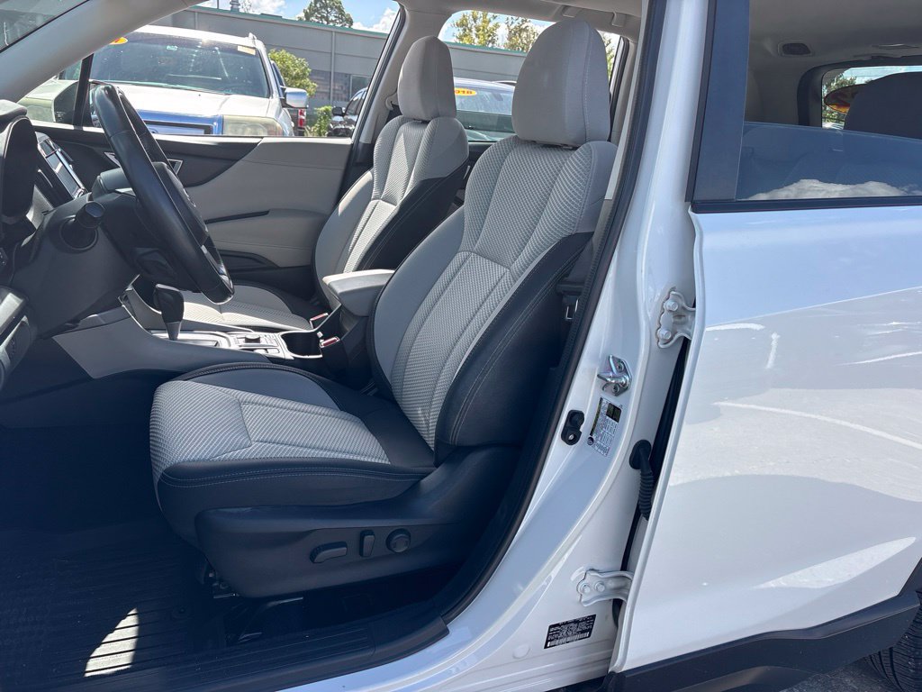 Used 2022 Subaru Forester Premium AWD/4WD image 9