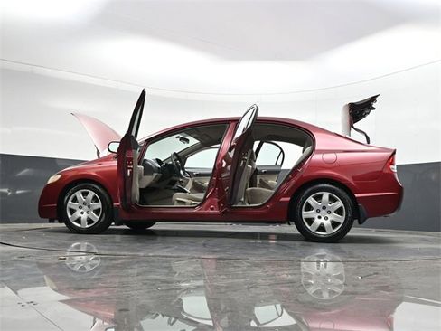 Used 2011 Honda Civic LX image 39