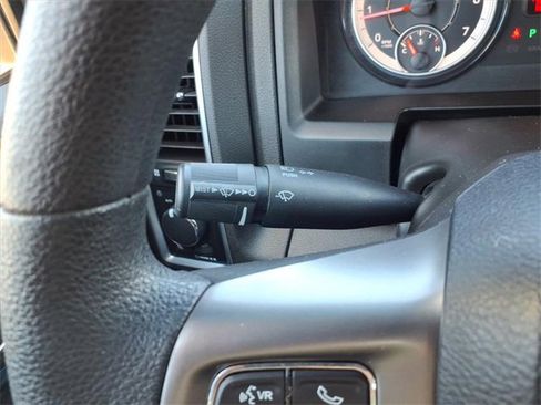 Used 2022 RAM 1500 Classic SLT image 26