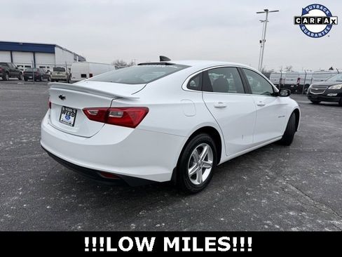 Used 2022 Chevrolet Malibu LS image 9
