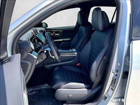 Used 2026 Mercedes-Benz GLC 300 4MATIC image 27