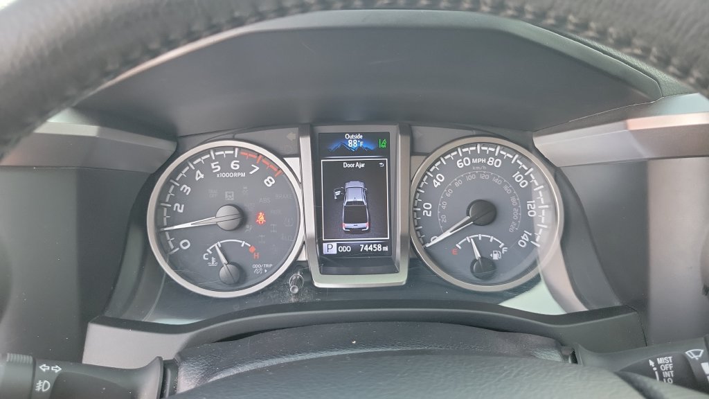 Used 2021 Toyota Tacoma SR5 RWD image 20