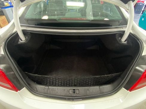 Used 2016 Buick LaCrosse FWD image 29